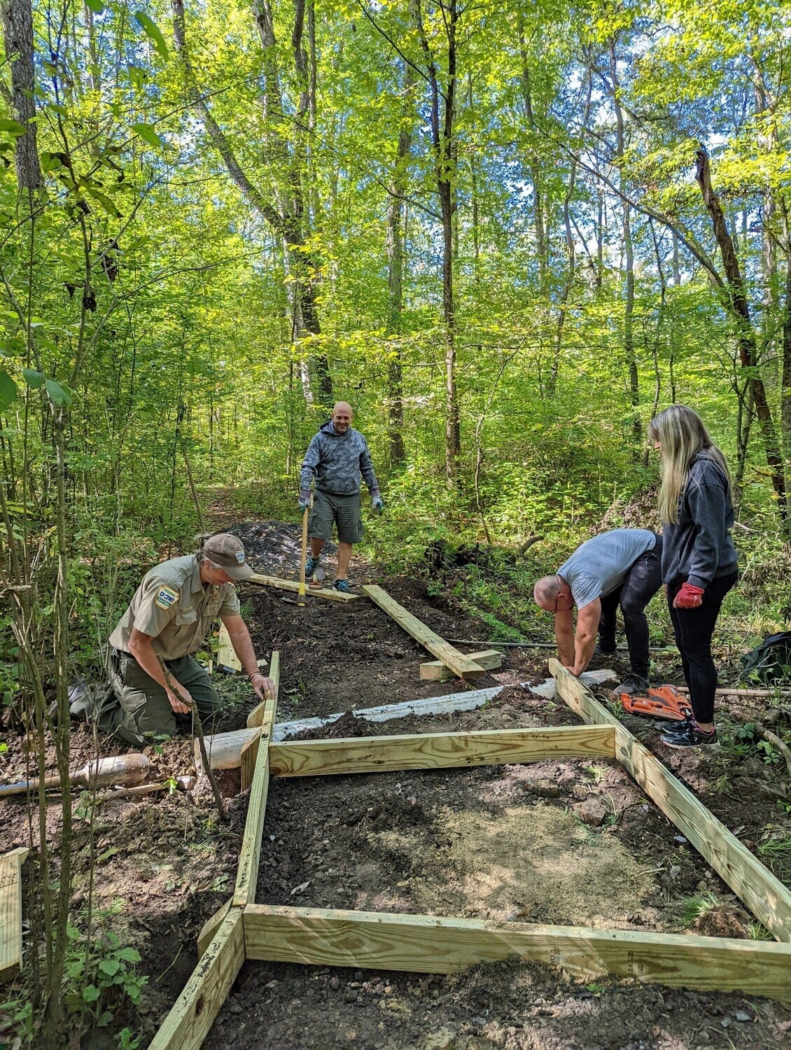 National Public Lands Day volunteer day at Jennings EE Center
